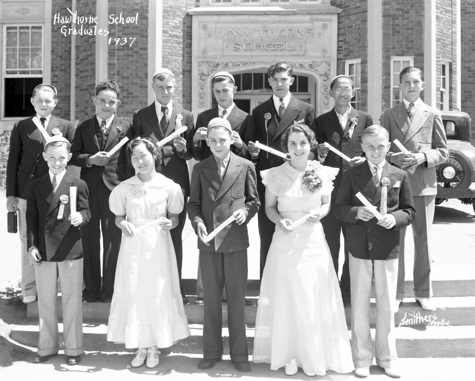 Hawthorne School class of 1937
